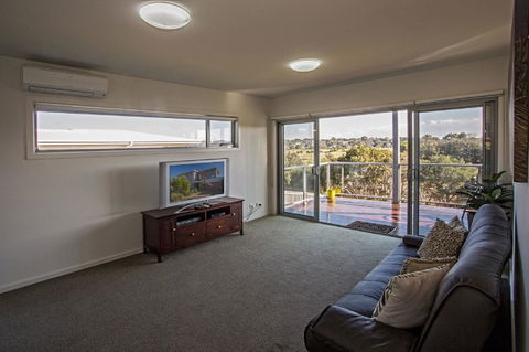 Saltwater Breeze Retreat - Inverell Accommodation 22