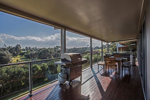 Saltwater Breeze Retreat - Inverell Accommodation 25