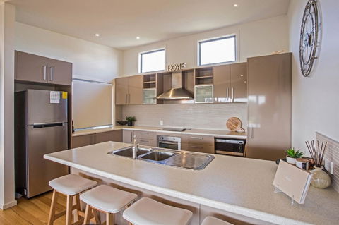 Saltwater Breeze Retreat - Inverell Accommodation 2