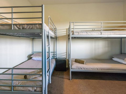 Saltwater Breeze Retreat - Inverell Accommodation 21