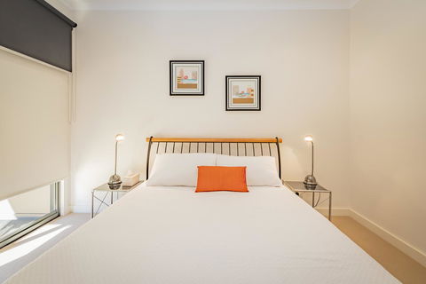Stylish 3 Bedroom Townhouse - Free Parking - Inverell Accommodation 6