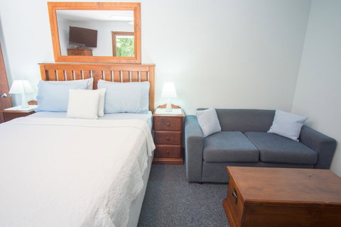 Debbie\'s Place - Inverell Accommodation 2