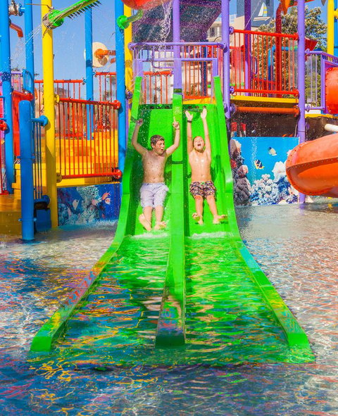 Oaks Sunshine Coast Oasis Resort - Inverell Accommodation 10