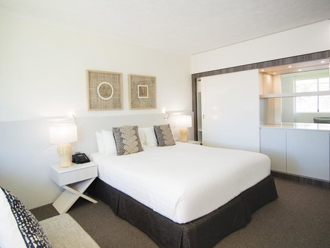 Oaks Sunshine Coast Oasis Resort - Inverell Accommodation 14