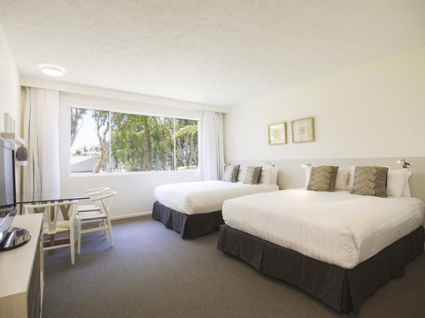 Oaks Sunshine Coast Oasis Resort - Inverell Accommodation 15