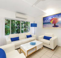 By The Sea Port Douglas - Inverell Accommodation