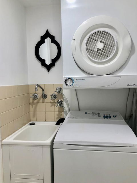 NOMAD - Luxe Apartment - Inverell Accommodation 40