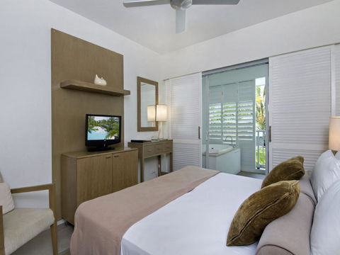 Beach Club Port Douglas Luxury Apartments - Inverell Accommodation 7