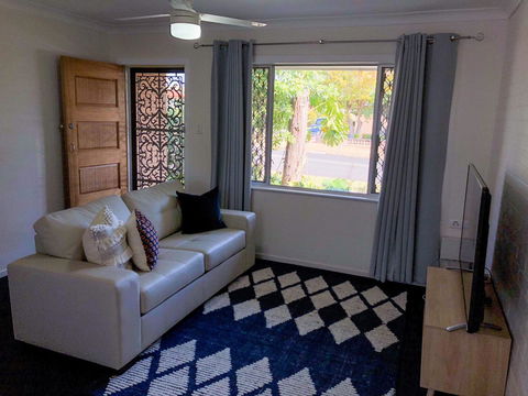 Picnic Point Villas - Inverell Accommodation 0