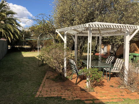 Picnic Point Villas - Inverell Accommodation 4