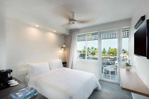 Heart Hotel And Gallery Whitsundays - Inverell Accommodation 5