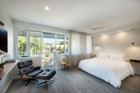 Heart Hotel And Gallery Whitsundays - Inverell Accommodation 0