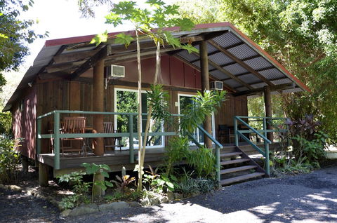 PK\'s Jungle Village - Inverell Accommodation 24
