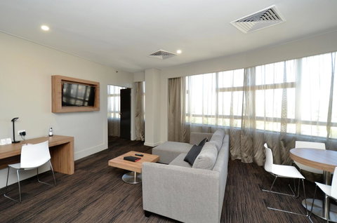 Hotel Grand Chancellor Townsville - Inverell Accommodation 0