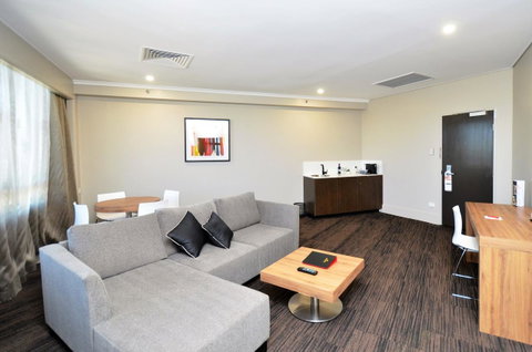 Hotel Grand Chancellor Townsville - Inverell Accommodation 2