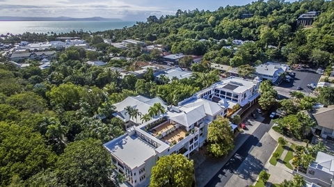 Regal Port Douglas - Inverell Accommodation 2