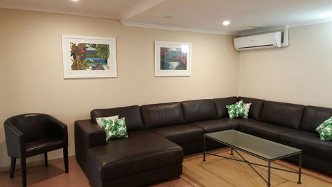 Regal Port Douglas - Inverell Accommodation 17