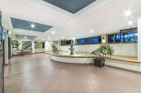 Regal Port Douglas - Inverell Accommodation 15