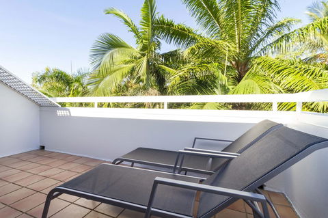 The White House Port Douglas - Inverell Accommodation 32