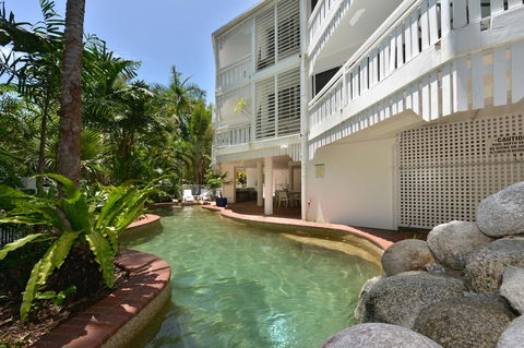 The White House Port Douglas - Inverell Accommodation 18