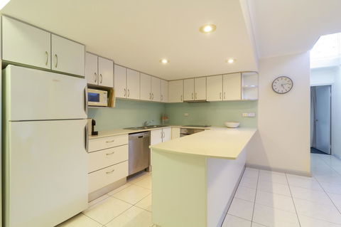 The White House Port Douglas - Inverell Accommodation 22