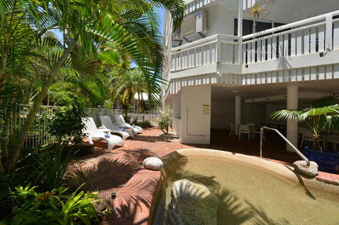 The White House Port Douglas - Inverell Accommodation 19