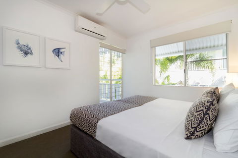 The White House Port Douglas - Inverell Accommodation 36