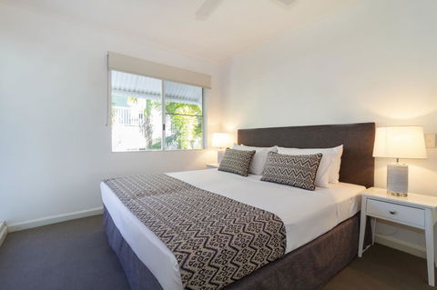 The White House Port Douglas - Inverell Accommodation 35