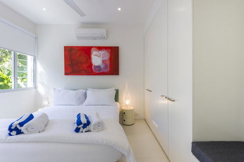 Pool Resort Port Douglas - Inverell Accommodation 22