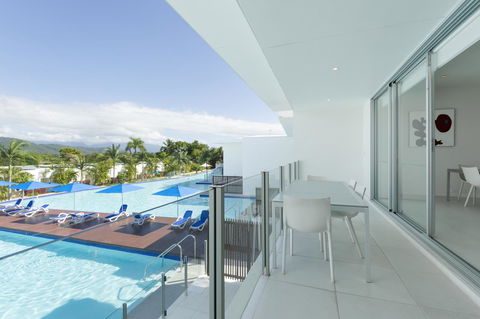 Pool Resort Port Douglas - Inverell Accommodation 26