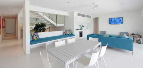 Pool Resort Port Douglas - Inverell Accommodation 6