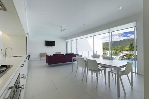 Pool Resort Port Douglas - Inverell Accommodation 20
