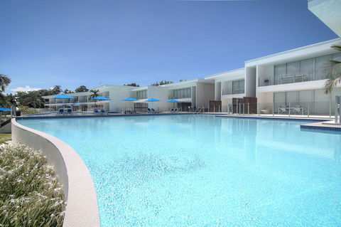 Pool Resort Port Douglas - Inverell Accommodation 3