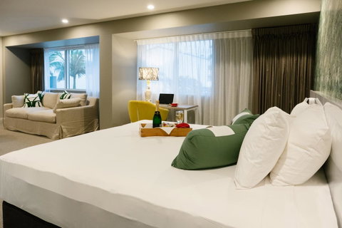 Pacific Hotel Cairns - Inverell Accommodation 20