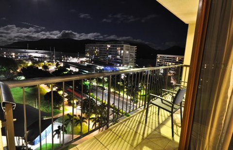 Pacific Hotel Cairns - Inverell Accommodation 37