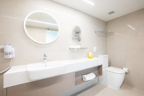 Pacific Hotel Cairns - Inverell Accommodation 21