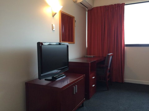 Madison Plaza Townsville - Inverell Accommodation 24