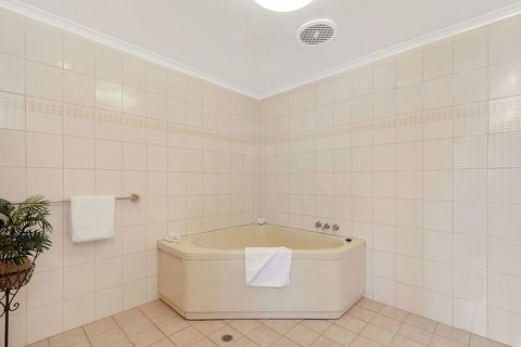 Econo Lodge Toowoomba Motel & Events Centre - Inverell Accommodation 21