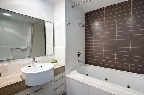 The Point Resort - Inverell Accommodation 2