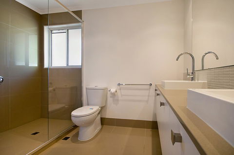 Skippers Cove Waterfront Resort - Inverell Accommodation 9