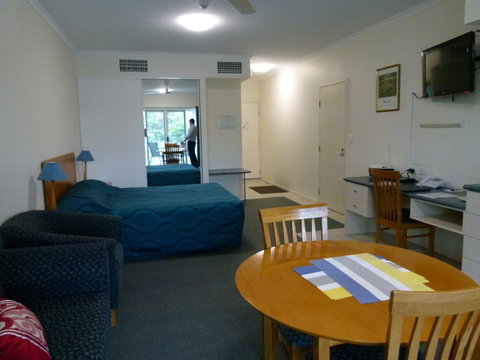 Madison Ocean Breeze Apartments - Inverell Accommodation 27