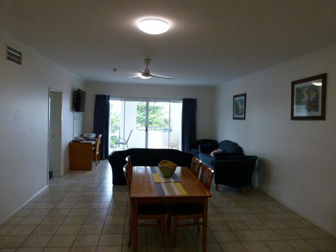 Madison Ocean Breeze Apartments - Inverell Accommodation 26