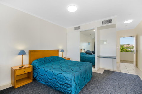 Madison Ocean Breeze Apartments - Inverell Accommodation 9