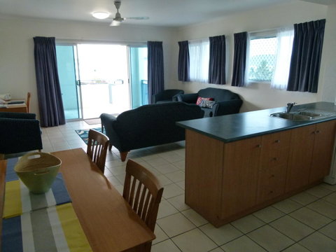 Madison Ocean Breeze Apartments - Inverell Accommodation 25
