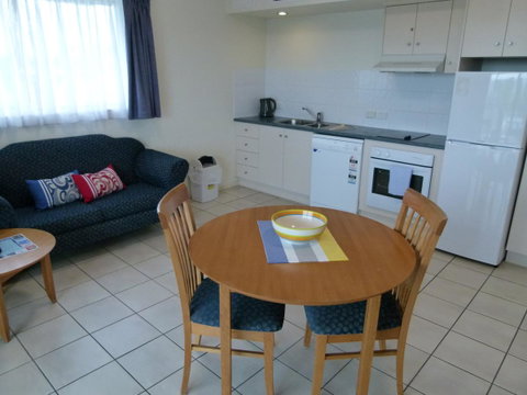 Madison Ocean Breeze Apartments - Inverell Accommodation 23