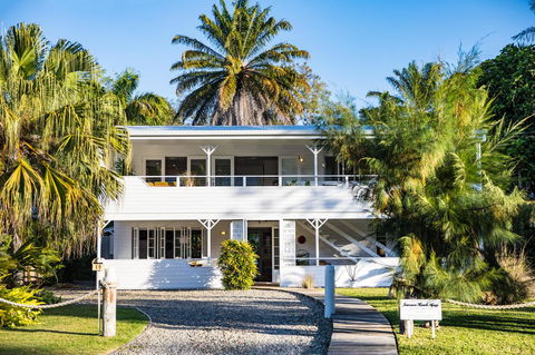 Jamaica Beach House - Inverell Accommodation 0