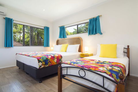 Port Douglas Motel - Inverell Accommodation 40