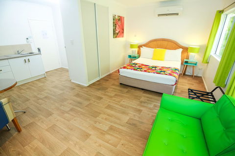 Port Douglas Motel - Inverell Accommodation 10
