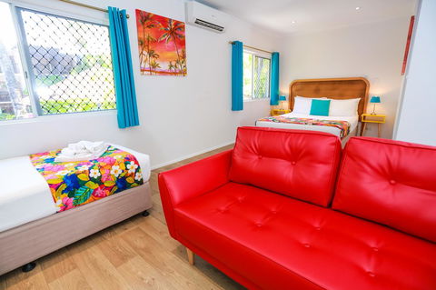 Port Douglas Motel - Inverell Accommodation 5