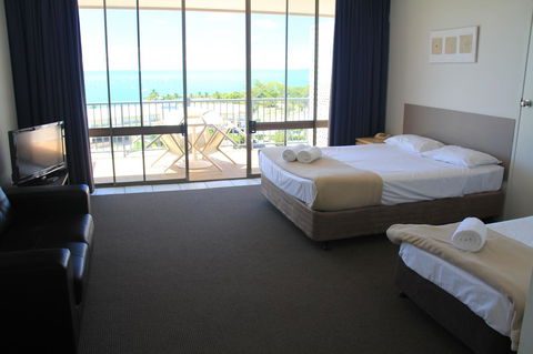 Ocean Views At Whitsunday Terraces Resort - Inverell Accommodation 11